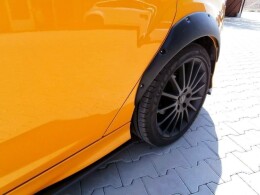 Kotflügelverlängerung Verbreiterung passend für Ford Focus ST Mk3 schwarz Hochglanz