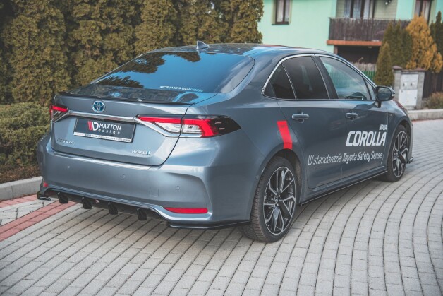 Seitenschweller Ansatz Cup Leisten passend für Toyota Corolla XII Limousine schwarz Hochglanz