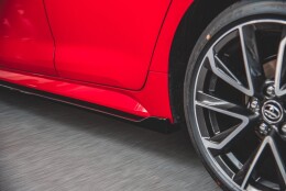 Seitenschweller Ansatz Cup Leisten passend für Toyota Corolla XII Hatchback Carbon Look
