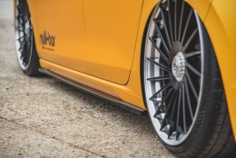 Seitenschweller Ansatz Cup Leisten V.1 passend für VW Golf Mk8 schwarz Hochglanz