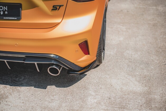 Heck Ansatz Flaps Diffusor V.3 für Ford Focus ST Mk4  Carbon Look