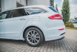 Mittlerer Cup Diffusor Heck Ansatz passend für Ford Mondeo Kombi Platinium Mk5 Facelift schwarz Hochglanz