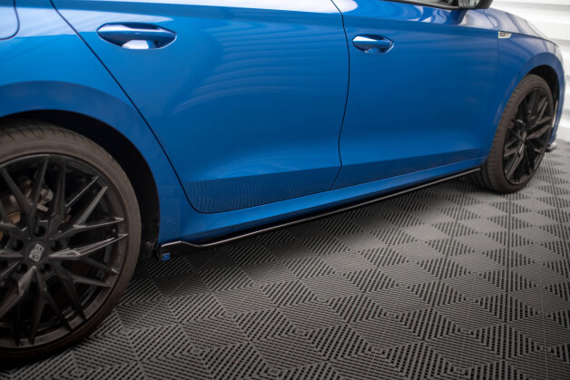 Seitenschweller Ansatz Cup Leisten für V.1 für Skoda Octavia Mk4  schwarz Hochglanz