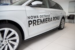 Seitenschweller Ansatz Cup Leisten V.2 passend für Skoda Octavia Mk4 schwarz Hochglanz