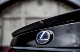Heck Spoiler Aufsatz Abrisskante für Lexus LS Mk4 Facelift schwarz Hochglanz