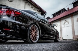 Seitenschweller Ansatz Cup Leisten passend für Lexus LS Lang Mk4 Facelift schwarz Hochglanz