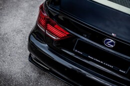Mittlerer Cup Diffusor Heck Ansatz passend für Lexus LS Mk4 Facelift schwarz Hochglanz