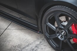 Seitenschweller Ansatz Cup Leisten V.2 für Audi RS3 8V Sportback FL schwarz Hochglanz