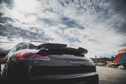 Heck Spoiler Aufsatz Abrisskante passend für Porsche Panamera Turbo 970 schwarz Hochglanz