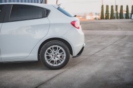 Heck Ansatz Flaps Diffusor V.3 für Alfa Romeo Giulietta FL schwarz Hochglanz