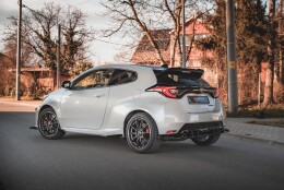 Street Pro Seitenschweller Ansatz Cup Leisten + Flaps für Toyota GR Yaris Mk4  schwarz Hochglanz