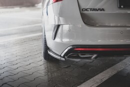 Heck Ansatz Flaps Diffusor V.1 für Skoda Octavia RS Mk4 schwarz Hochglanz