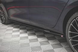 Seitenschweller Ansatz Cup Leisten V.1 passend für Seat Leon FR Mk4 / Cupra Leon schwarz Hochglanz