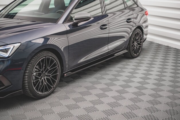 Seitenschweller Ansatz Cup Leisten V.2 passend für Seat Leon FR Mk4 / Cupra Leon schwarz Hochglanz