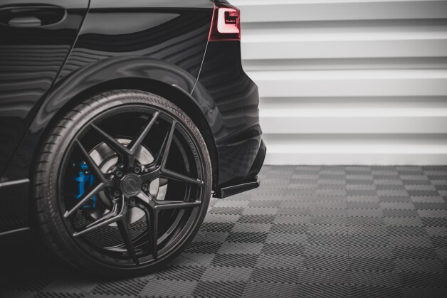 Heck Ansatz Flaps Diffusor V.2 passend für VW Golf R Mk8 schwarz Hochglanz