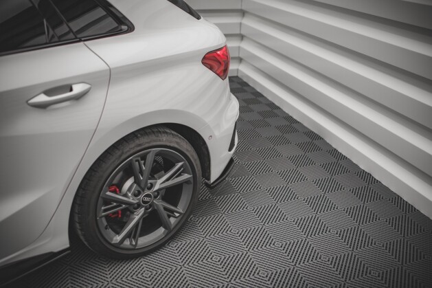 Heck Ansatz Flaps Diffusor V.1 für Audi S3 Sportback 8Y schwarz Hochglanz