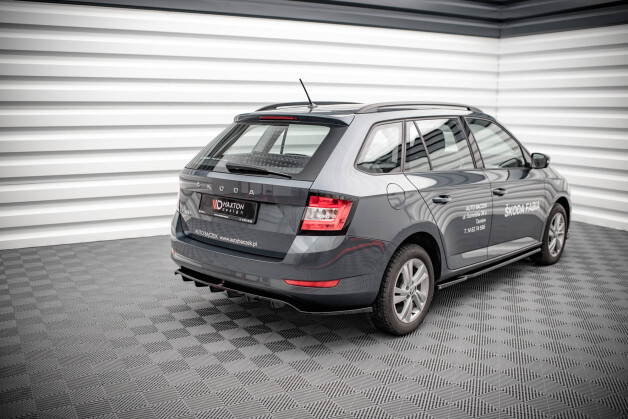 Mittlerer Cup Diffusor Heck Ansatz DTM Look passend für Skoda Fabia Combi Mk3 Facelift schwarz Hochglanz