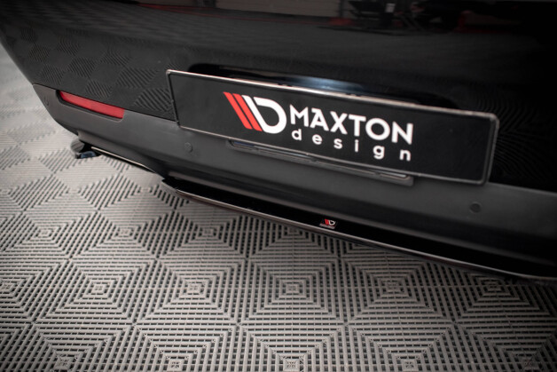 Mittlerer Cup Diffusor Heck Ansatz passend für Dodge Challenger RT / GT Mk3 Facelift schwarz Hochglanz