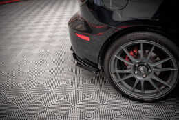 Hintere Seiten Flaps passend für Mazda 3 MPS Mk1 schwarz Hochglanz