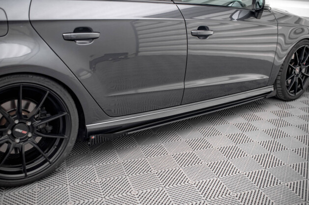 Seitenschweller Flaps für Audi S3 Sportback 8V Facelift schwarz Hochglanz