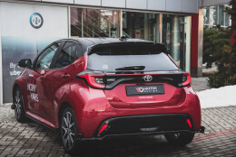 Heck Spoiler Aufsatz Abrisskante V.1 passend für Toyota Yaris Mk4 schwarz Hochglanz