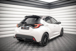 Street+ Mittlerer Diffusor Heck Ansatz V.1 + Flaps passend für Toyota Yaris Mk4