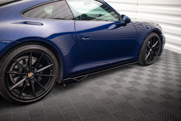 Seitenschweller Ansatz Cup Leisten V.2 passend für Porsche 911 Carrera Aero / Carrera GTS 992 schwarz Hochglanz