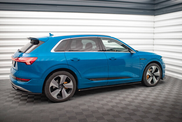 Seitenschweller Ansatz Cup Leisten passend für Audi e-tron schwarz Hochglanz