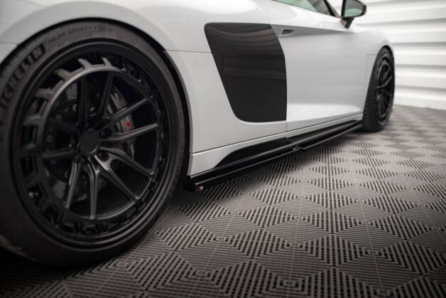 Seitenschweller Ansatz Cup Leisten V.2 passend für Audi R8 Mk2 Facelift schwarz Hochglanz