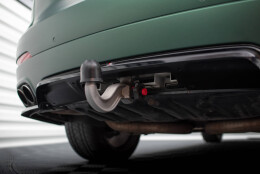 Mittlerer Cup Diffusor Heck Ansatz DTM Look passend für Maserati Levante Mk1 schwarz Hochglanz