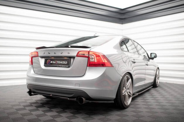 Heck Spoiler Aufsatz Abrisskante passend für Volvo S60 R-Design Mk2 schwarz Hochglanz