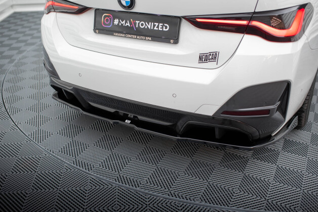 Mittlerer Cup Diffusor Heck Ansatz V.2 passend für BMW i4 M-Paket G26 schwarz Hochglanz
