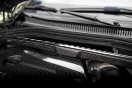 Carbon Fiber Strut Bar Cover Domstrebenabdeckung für BMW 1er F40 M135i