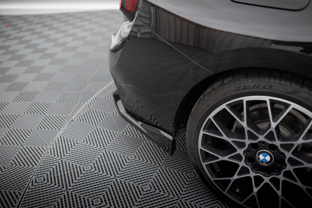 Heck Ansatz Flaps Diffusor V.2 passend für BMW 2 Coupe G42 schwarz Hochglanz