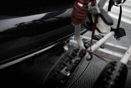Mittlerer Cup Diffusor Heck Ansatz DTM Look passend für BMW X7 M-Paket G07 Facelift schwarz Hochglanz