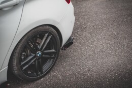 Hintere Seiten Flaps für BMW 1er F20 M-Paket Facelift / M140i schwarz Hochglanz