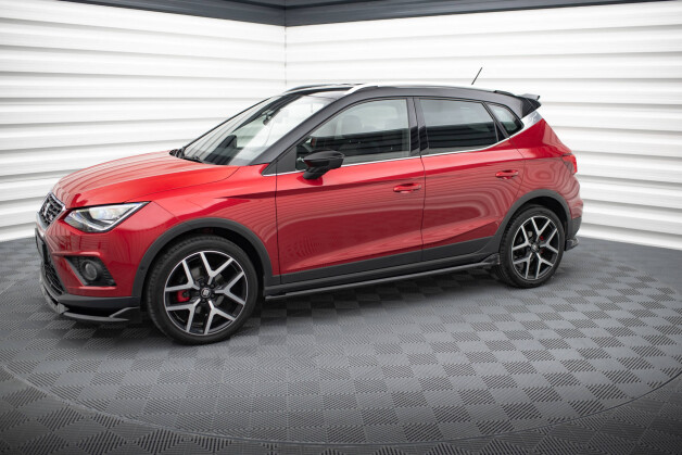 Seitenschweller Ansatz Cup Leisten passend für Seat Arona FR Mk1 schwarz Hochglanz