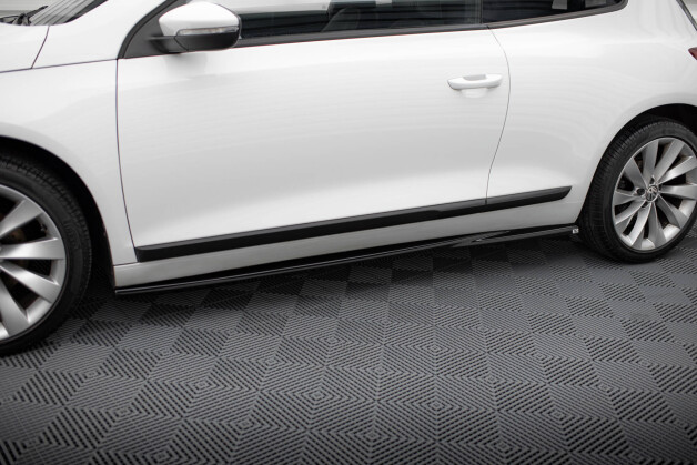 Seitenschweller Ansatz Cup Leisten passend für VW Scirocco Mk3 Facelift schwarz Hochglanz