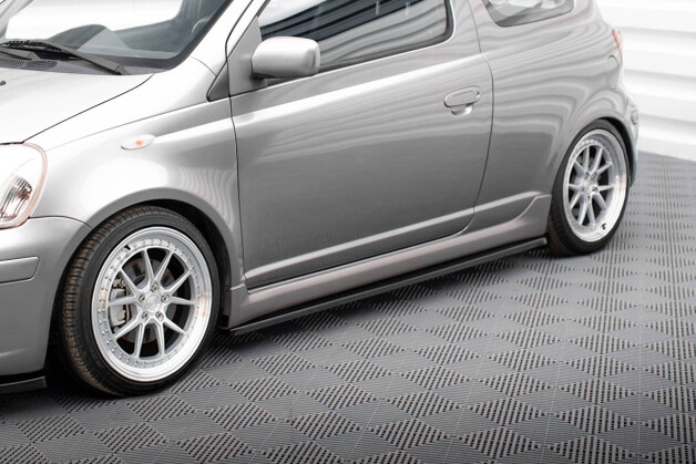 Seitenschweller Ansatz Cup Leisten passend für Toyota Yaris T-Sport Mk1 Facelift schwarz Hochglanz