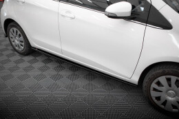 Seitenschweller Ansatz Cup Leisten für Toyota Yaris Mk3 Facelift schwarz Hochglanz