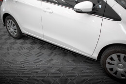 Seitenschweller Ansatz Cup Leisten passend für Toyota Yaris Mk3 Facelift schwarz Hochglanz