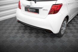 Mittlerer Cup Diffusor Heck Ansatz passend für Toyota Yaris Mk3 Facelift schwarz Hochglanz