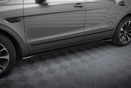 Seitenschweller Ansatz Cup Leisten passend für Bentley Bentayga Mk1 schwarz Hochglanz
