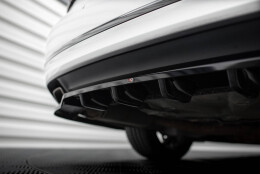Mittlerer Cup Diffusor Heck Ansatz DTM Look passend für VW Passat GT B8 Facelift USA schwarz Hochglanz