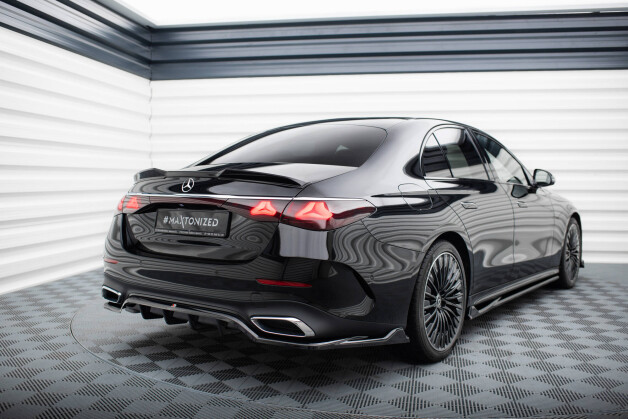 Mittlerer Cup Diffusor Heck Ansatz DTM Look passend für Mercedes-Benz E AMG-Line W214 schwarz Hochglanz
