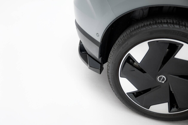Mittlerer Cup Diffusor Heck Ansatz DTM Look passend für Volvo EX30 Mk1 schwarz Hochglanz