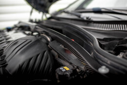 Carbon Fiber Domstreben Verkleidung passend für BMW 1er F40 M135i