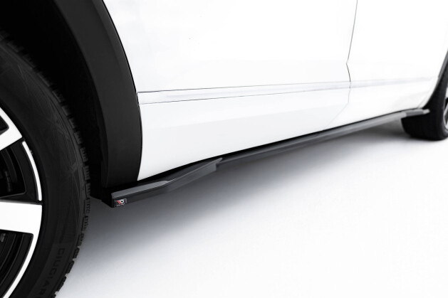 Seitenschweller Ansatz Cup Leisten passend für VW Atlas R-Line Mk1 Facelift 2 schwarz Hochglanz