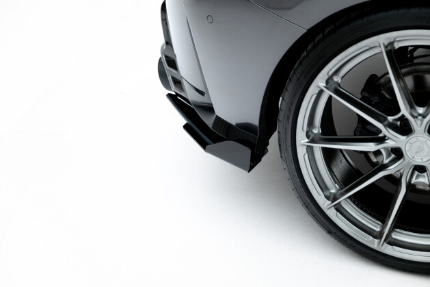 Hintere Seiten Flaps V.2 für BMW 1er M-Paket F70 schwarz Hochglanz