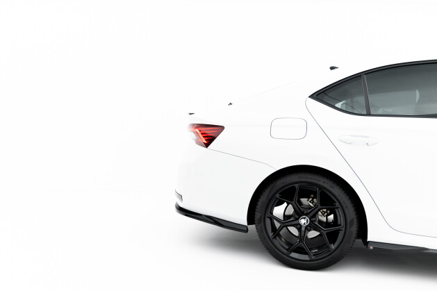 Street+ Heck Ansatz Flaps passend für Skoda Octavia Liftback / Combi Mk4 FL schwarz Hochglanz